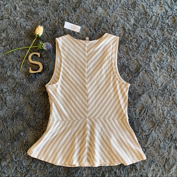 NWT Banana republic tops V-neck size 4 - Picture 2 of 5